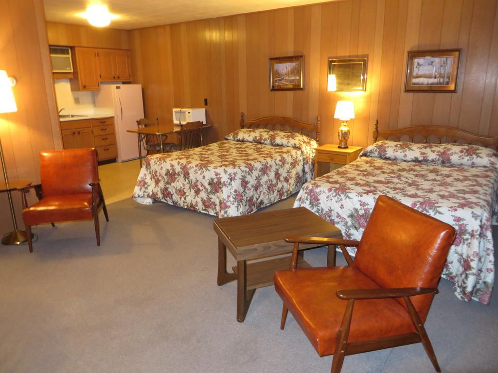 Travelers Inn Motel Игл-Ривер Номер фото