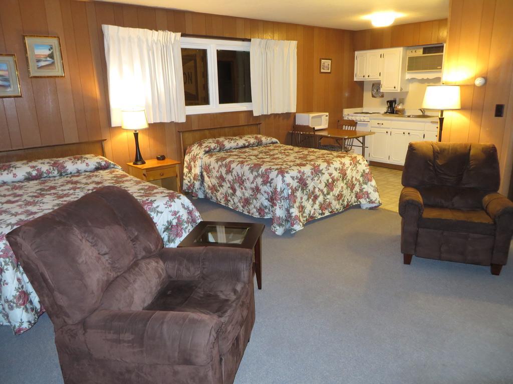 Travelers Inn Motel Игл-Ривер Номер фото